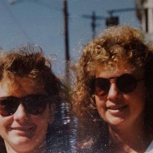 Meet your Posher, Debbie